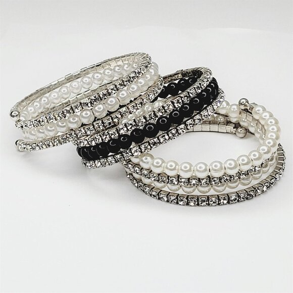 White Fashion Pearls and Crystals Three Coil Link Wrap Around Stretch Bracelet - Picture 6 of 9